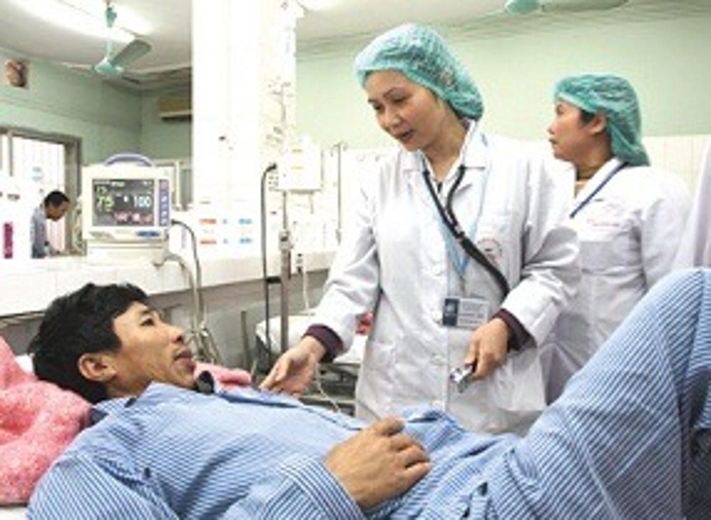 <p>To relieve a person or animal of the symptoms of a disease.</p>