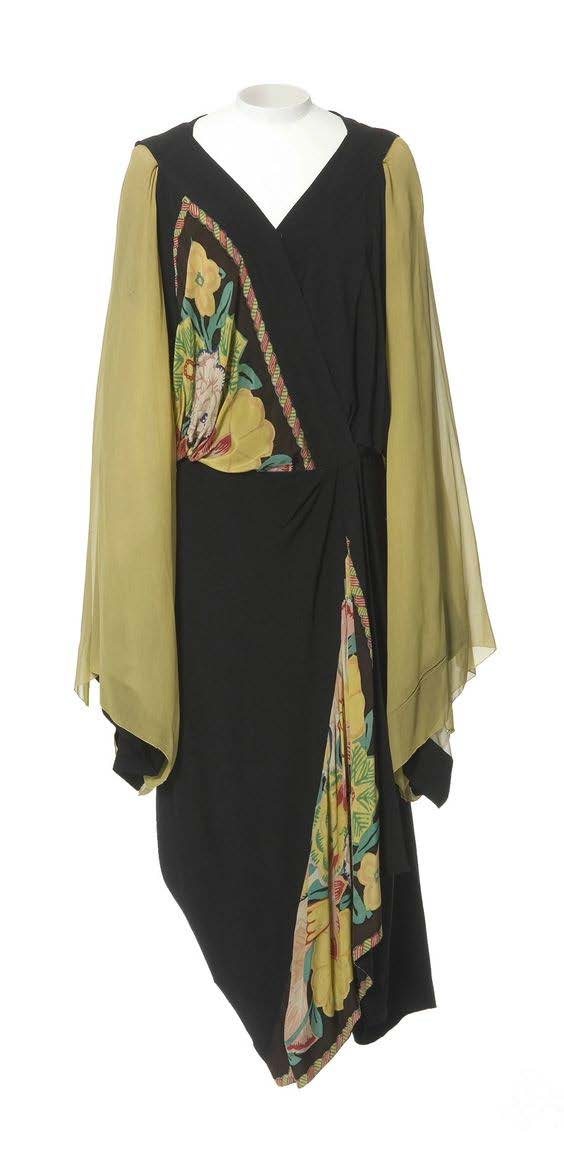 <p>poiret dress</p>