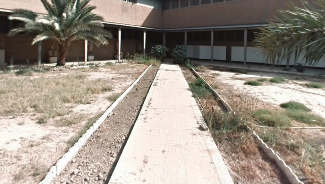 <p>Outdoor space in National Museum, only outdoor spot in this country</p>