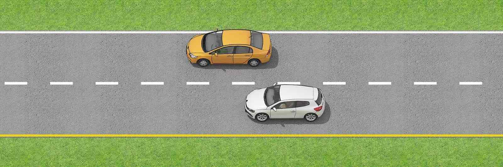 <p>Separates traffic lanes in the same direction. Can cross to change lanes.</p>