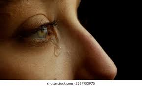 <p>tear</p>