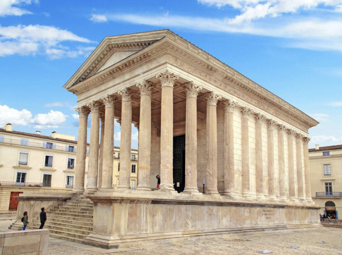 <p>It’s one of the <strong>best-preserved Roman temples</strong>, showing how Romans adapted Greek architecture for their own religious and political purposes.</p>