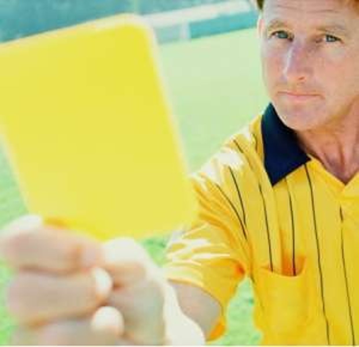 <p>yellow card</p>