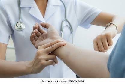 <p>Pulse</p><p><span><span>The doctor measures my pulse.</span></span></p>