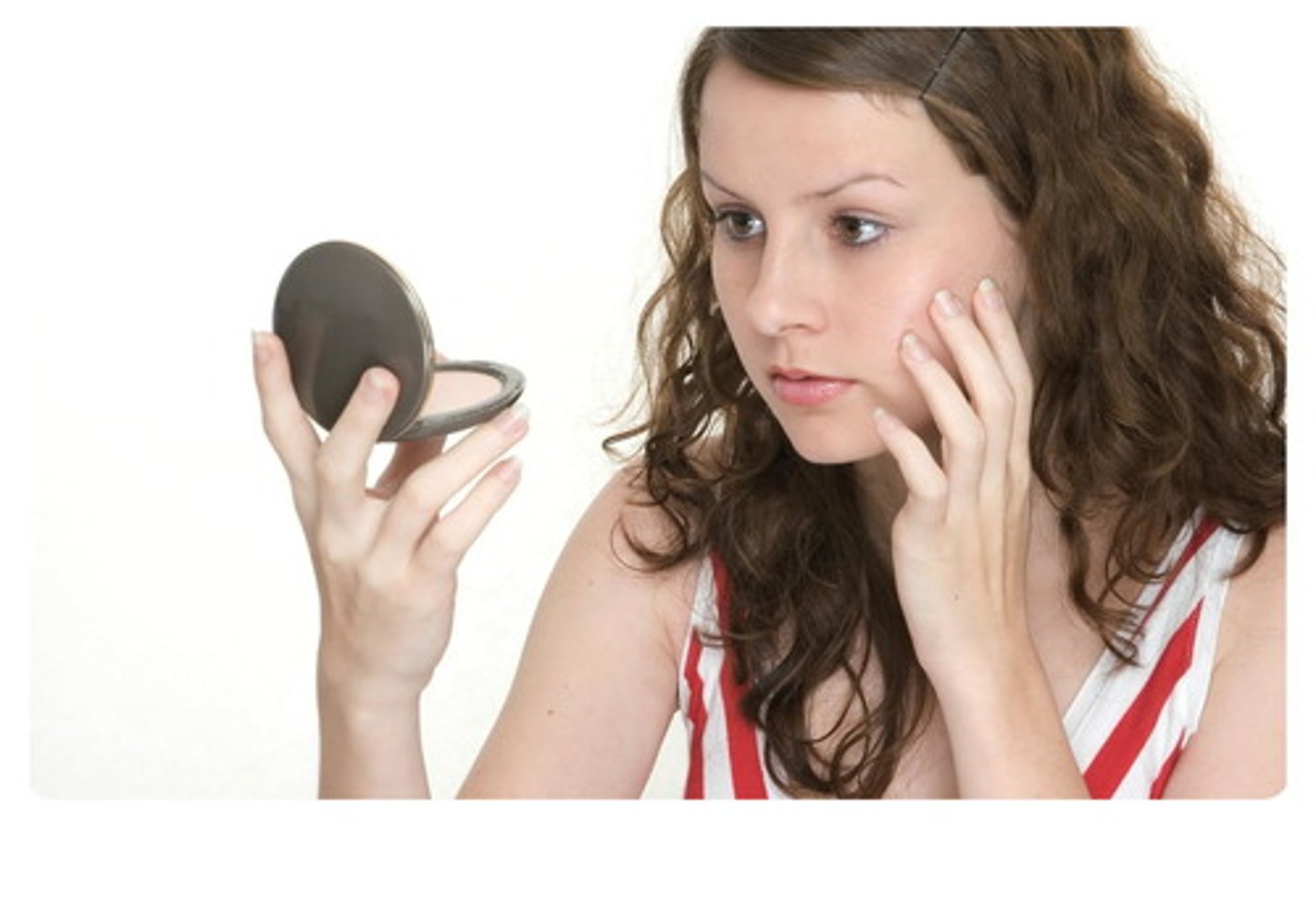<p>The way something looks or seems.</p><p>• Collocations: physical appearance</p><p>• IELTS EX: Appearance plays a key role in making plant-based food attractive.</p>