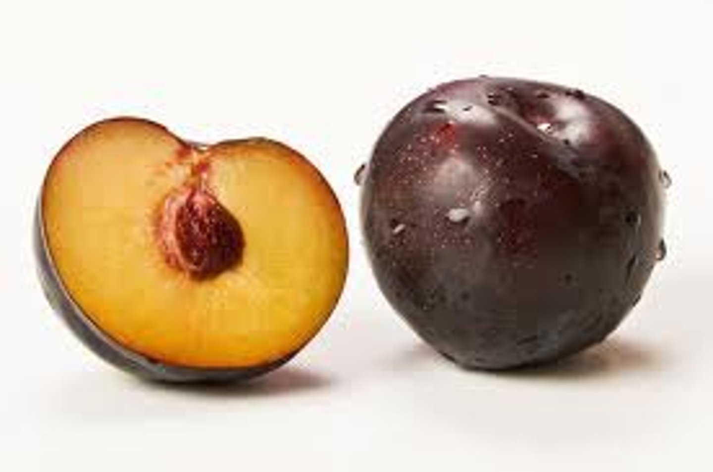 <p>plum</p>