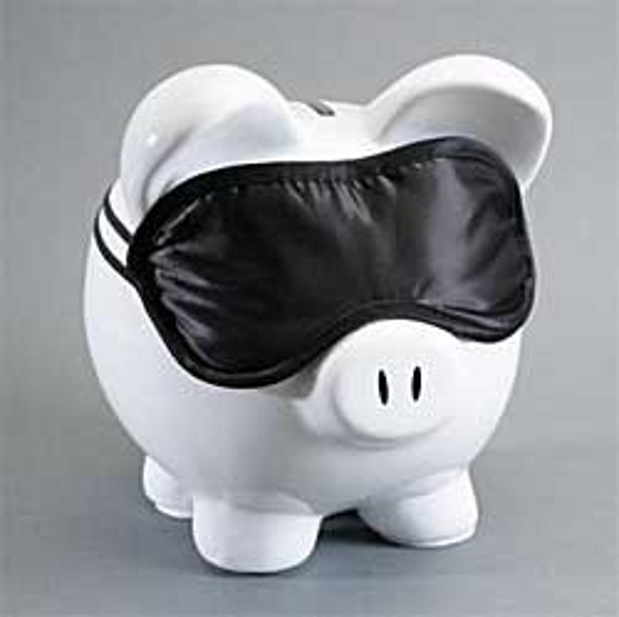 <p>(n) a situation in which the senses (sight, hearing etc.) are not stimulated at all</p>