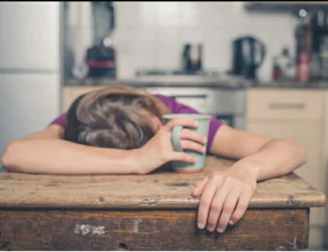 <p><span style="line-height: 107%;"><strong><span>BOOK:</span></strong></span></p><p class="MsoNormal"><span style="line-height: 107%;"><span>a feeling of general discomfort, often the first indication of an infection or disease.</span></span></p><p class="MsoNormal"><span style="line-height: 107%;"><strong><span>SIMPLE:</span></strong></span></p><p class="MsoNormal"><span style="line-height: 107%;"><span>Feeling generally unwell.</span></span></p>