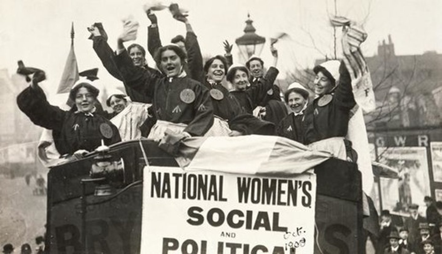 <p>Women receive the vote.</p>