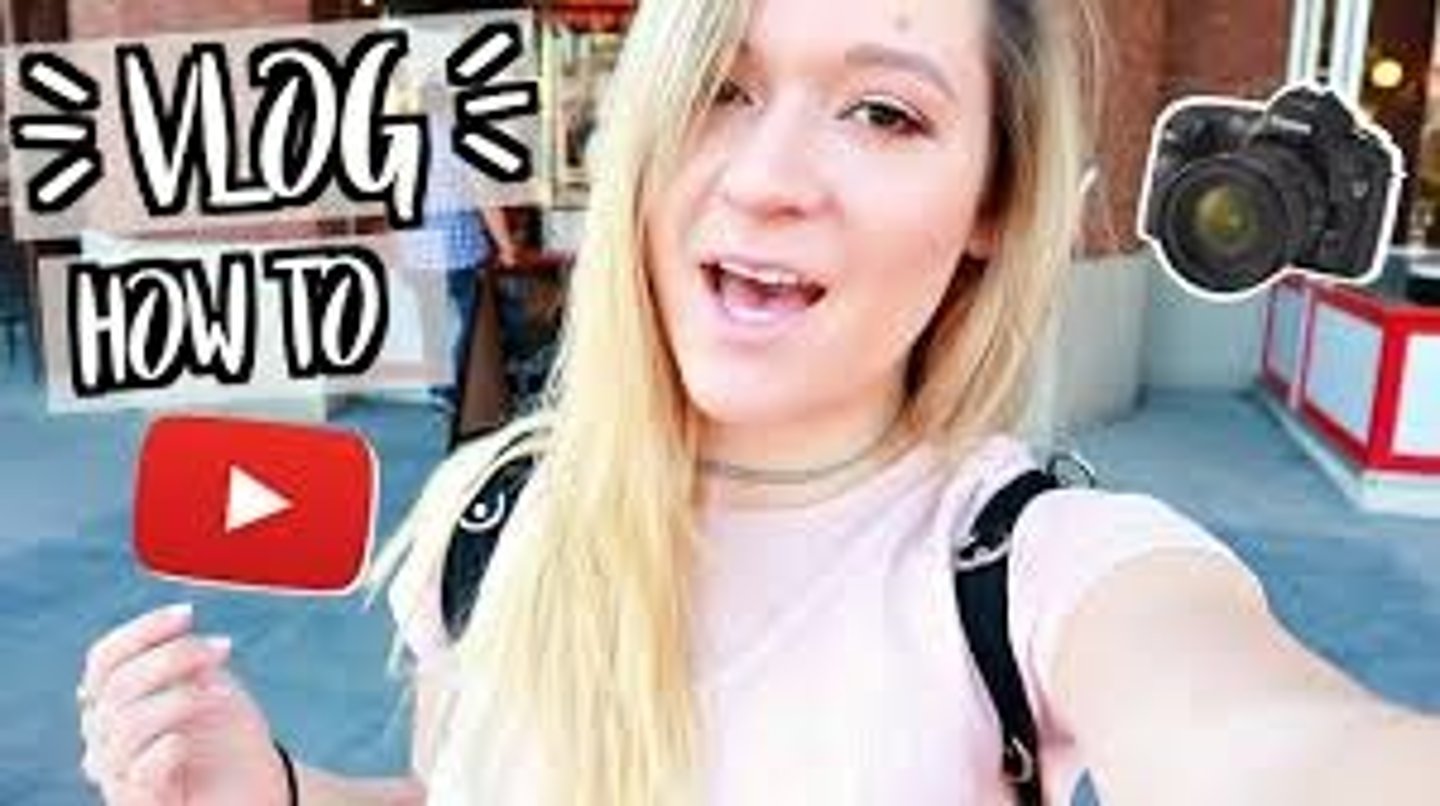 <p>(n): người làm vlog</p>