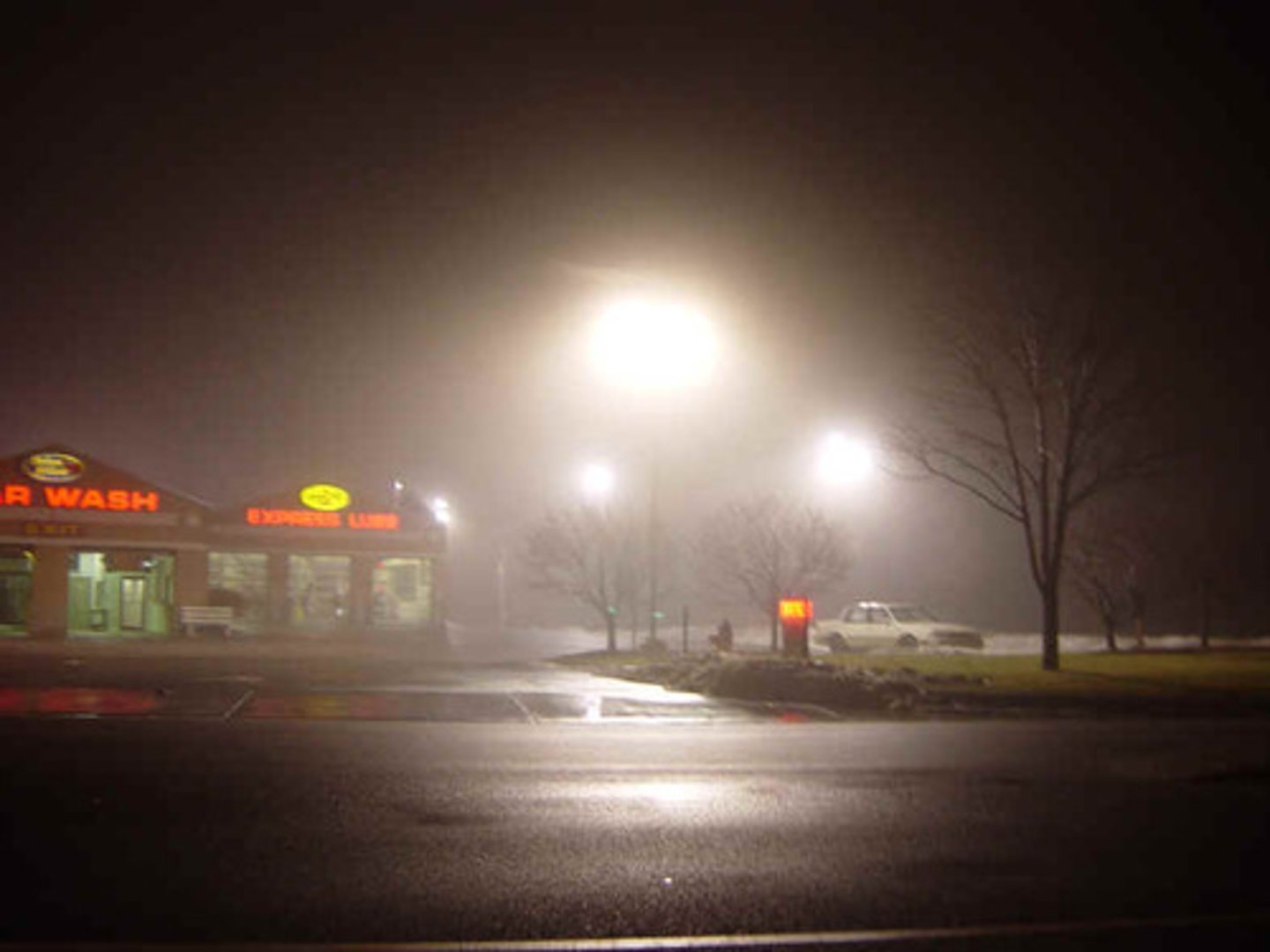 <p>(v) chiếu sáng</p>