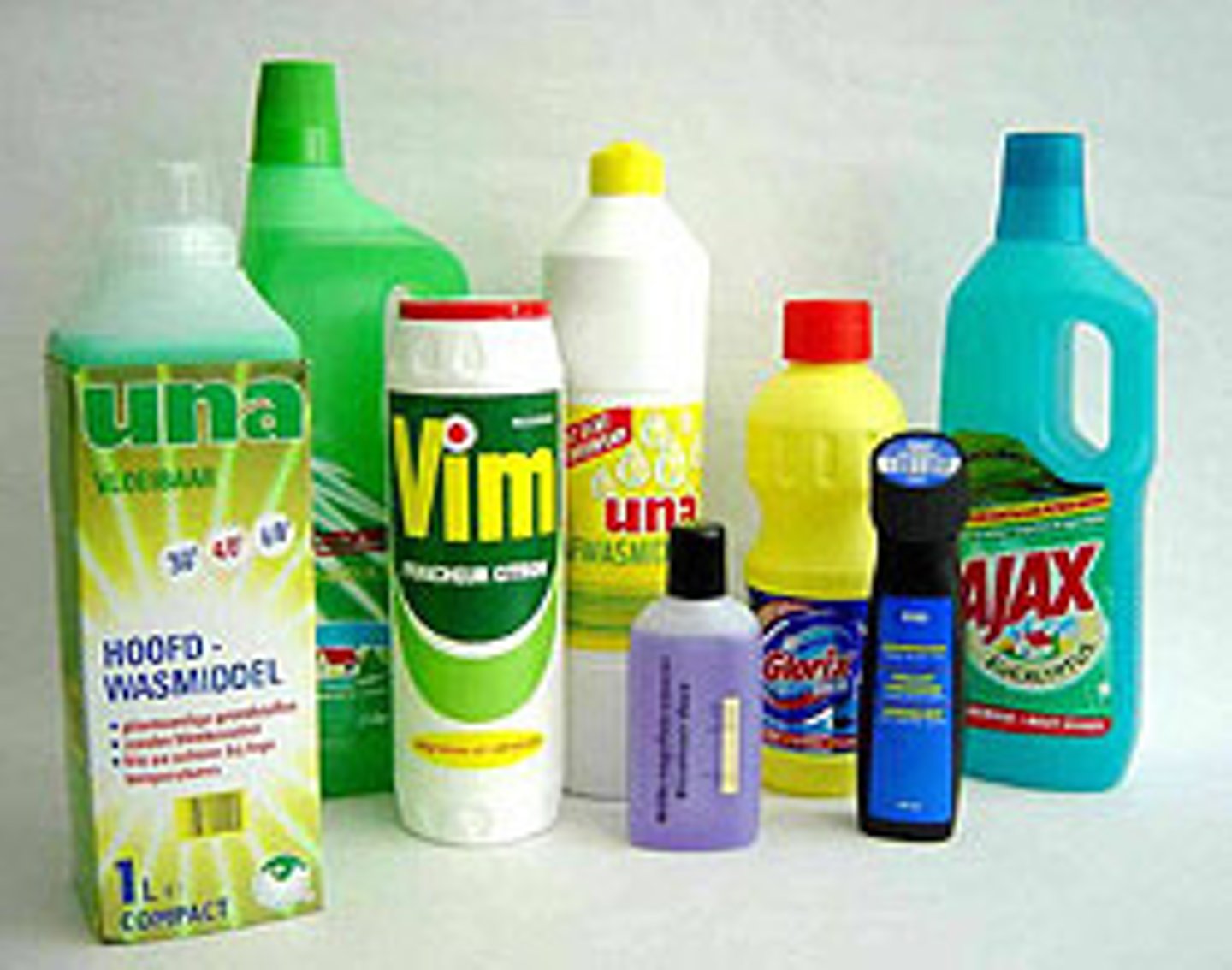 <ul><li><p>thermoplastic</p></li><li><p>most common plastic in everyday life. </p></li><li><p>'plastic' bottles, grocery bags, shampoo bottles and children's toys.</p></li></ul><p></p>