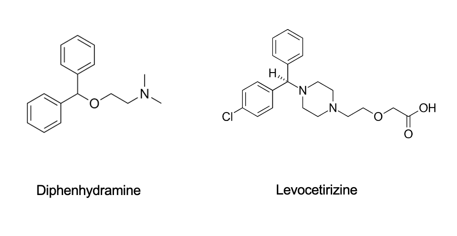 <ul><li><p>diphenhydramine = 1st gen; levocetirizine = 2nd gen</p></li><li><p>1st gen = simple, flexible molecule</p></li><li><p>2nd gen = more complex, bulkier with more func groups</p></li></ul><p></p>