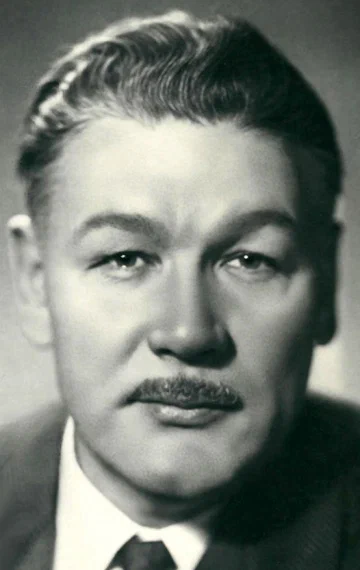 <p>Всеволод Санаев</p>