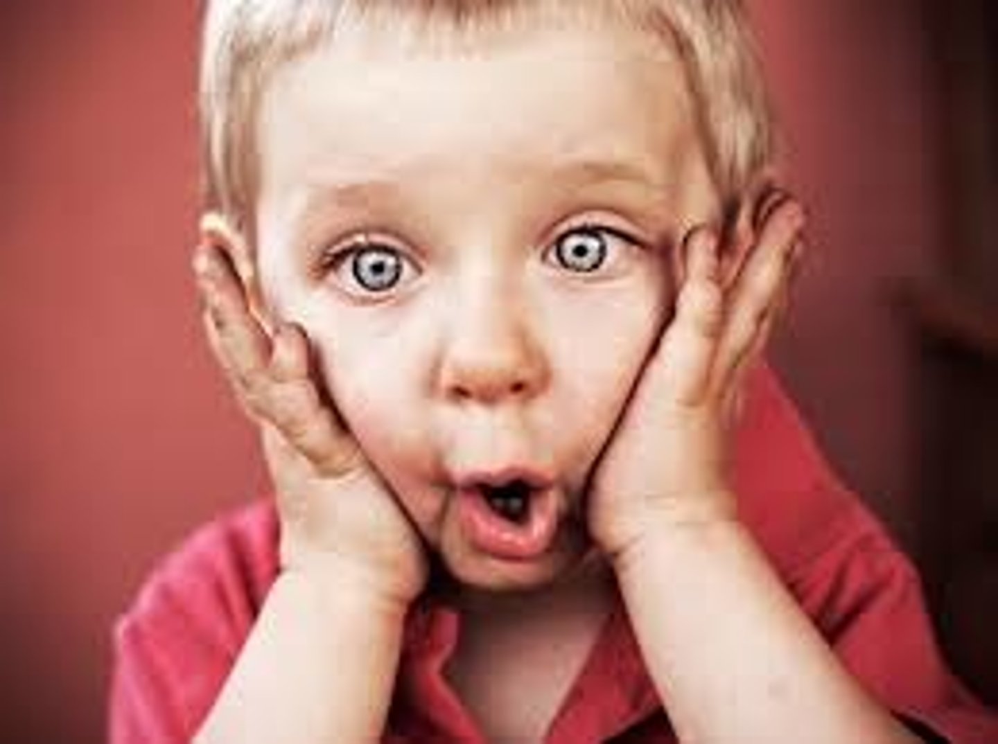 <p>làm sững sờ, làm sửng sốt</p>