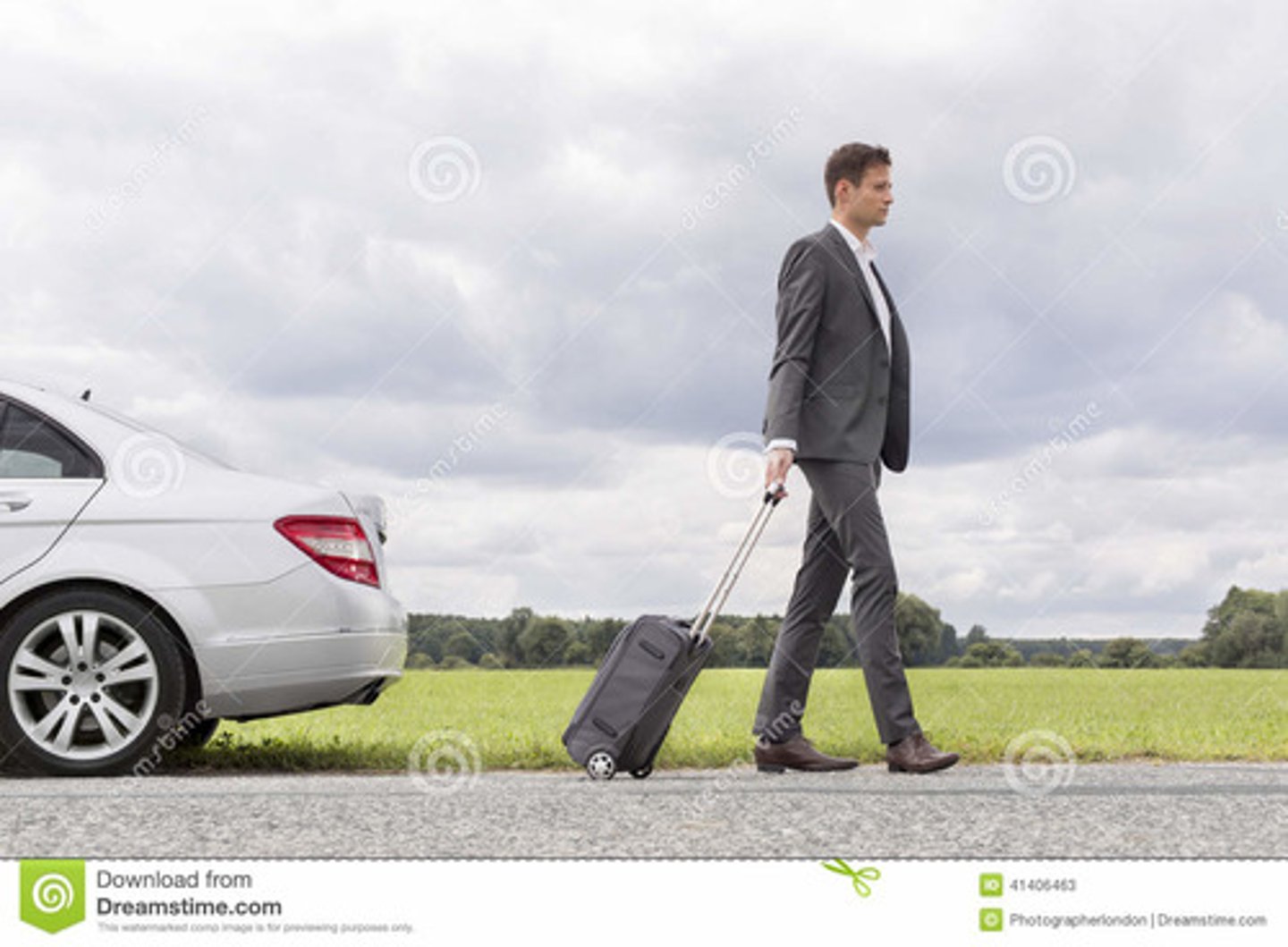 <p>the movement of people from urban areas into rural areas; these may be people who originally made the move into a city</p>