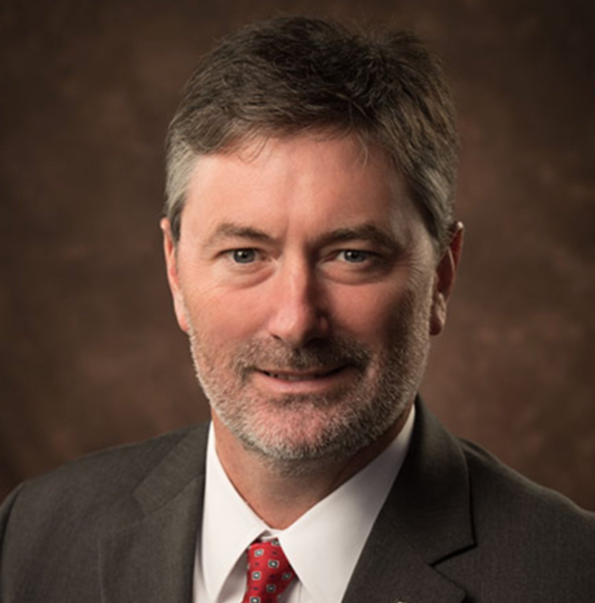 <p>Dr. Tim Lindblom</p>