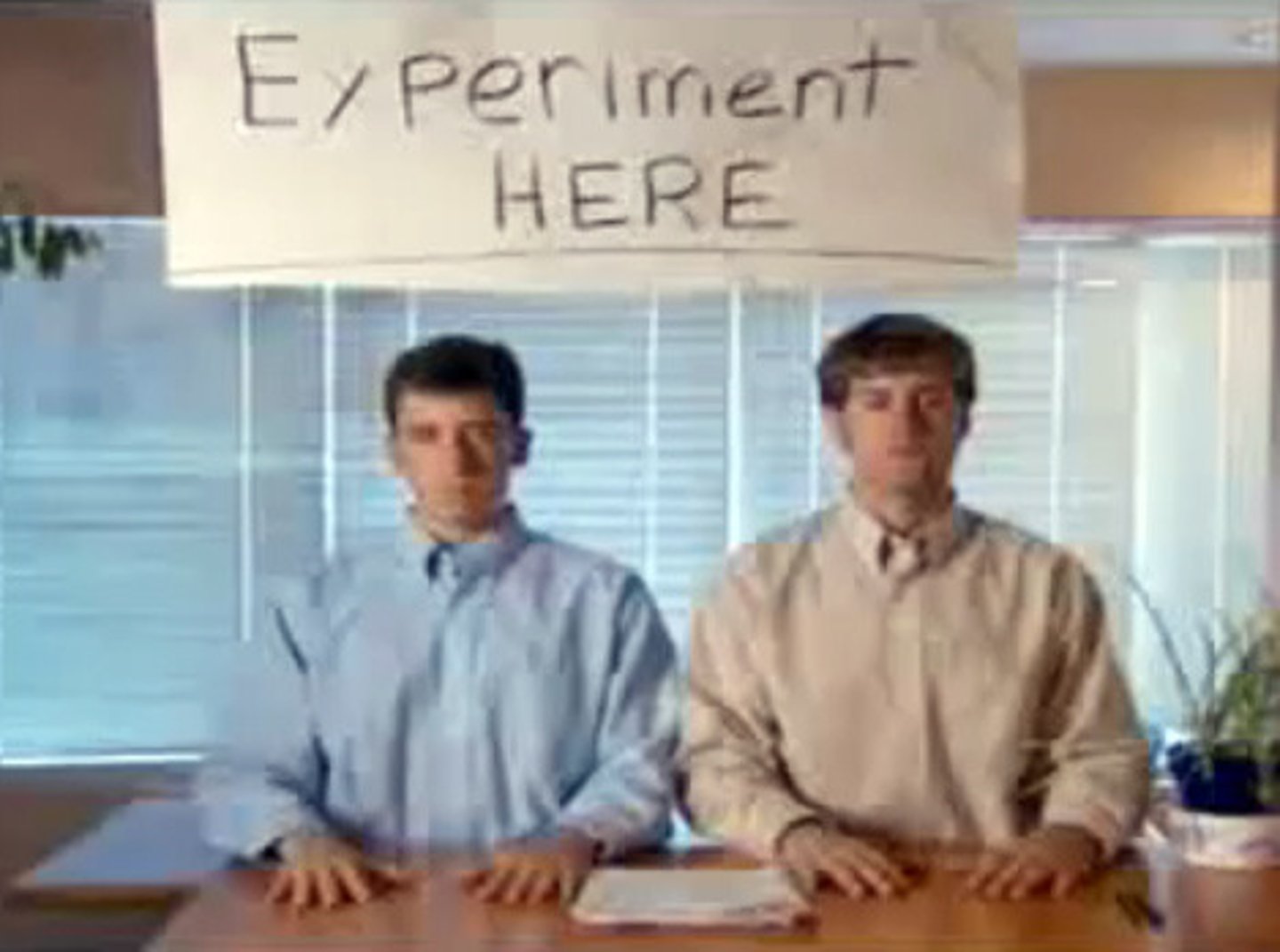 <p>Failure to notice subtle changes in the environment. (Example: Changed shirt of person speaking in a video)</p>