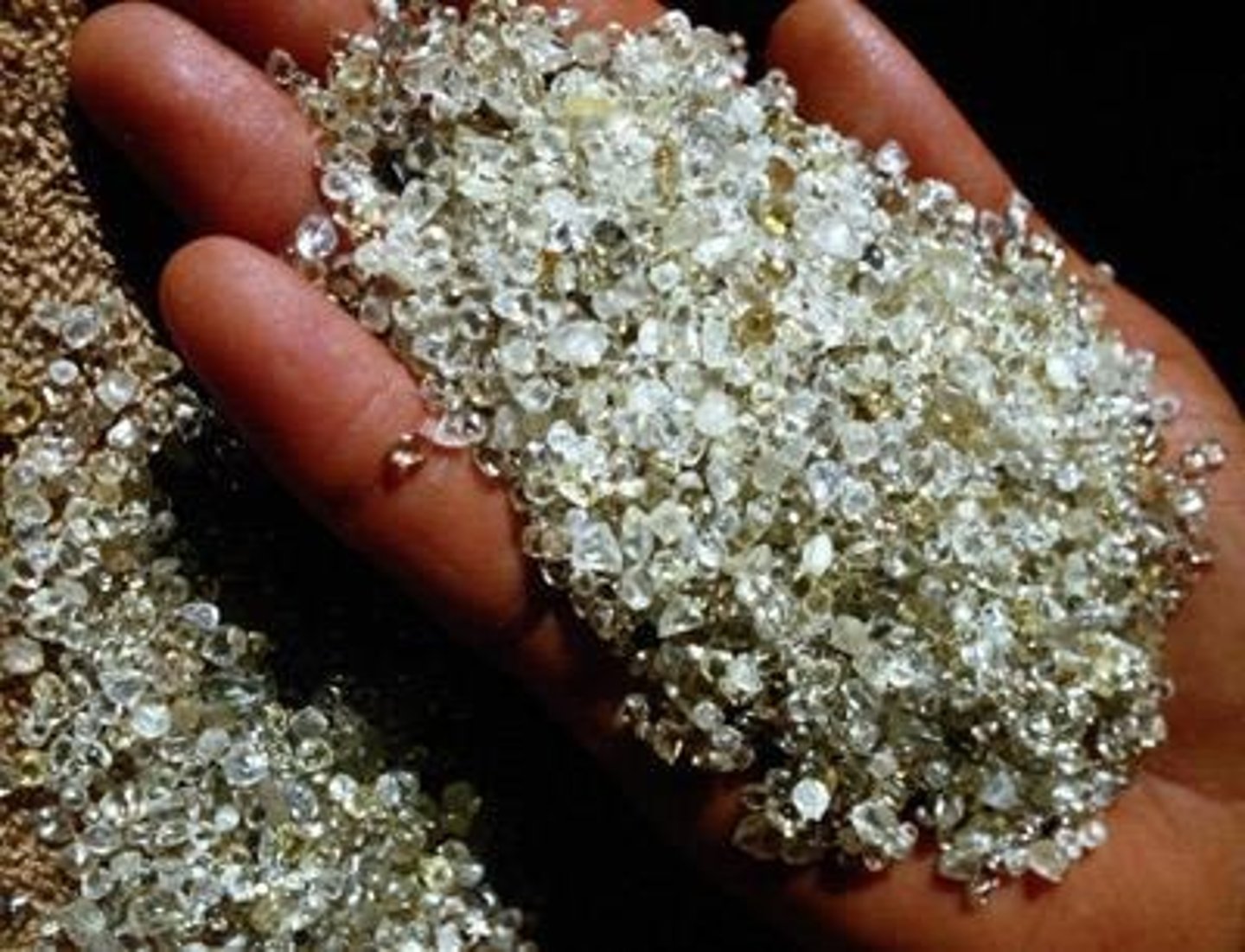 <p>Diamonds for jewelry and industrial cutters, and gold for jewelry.</p>