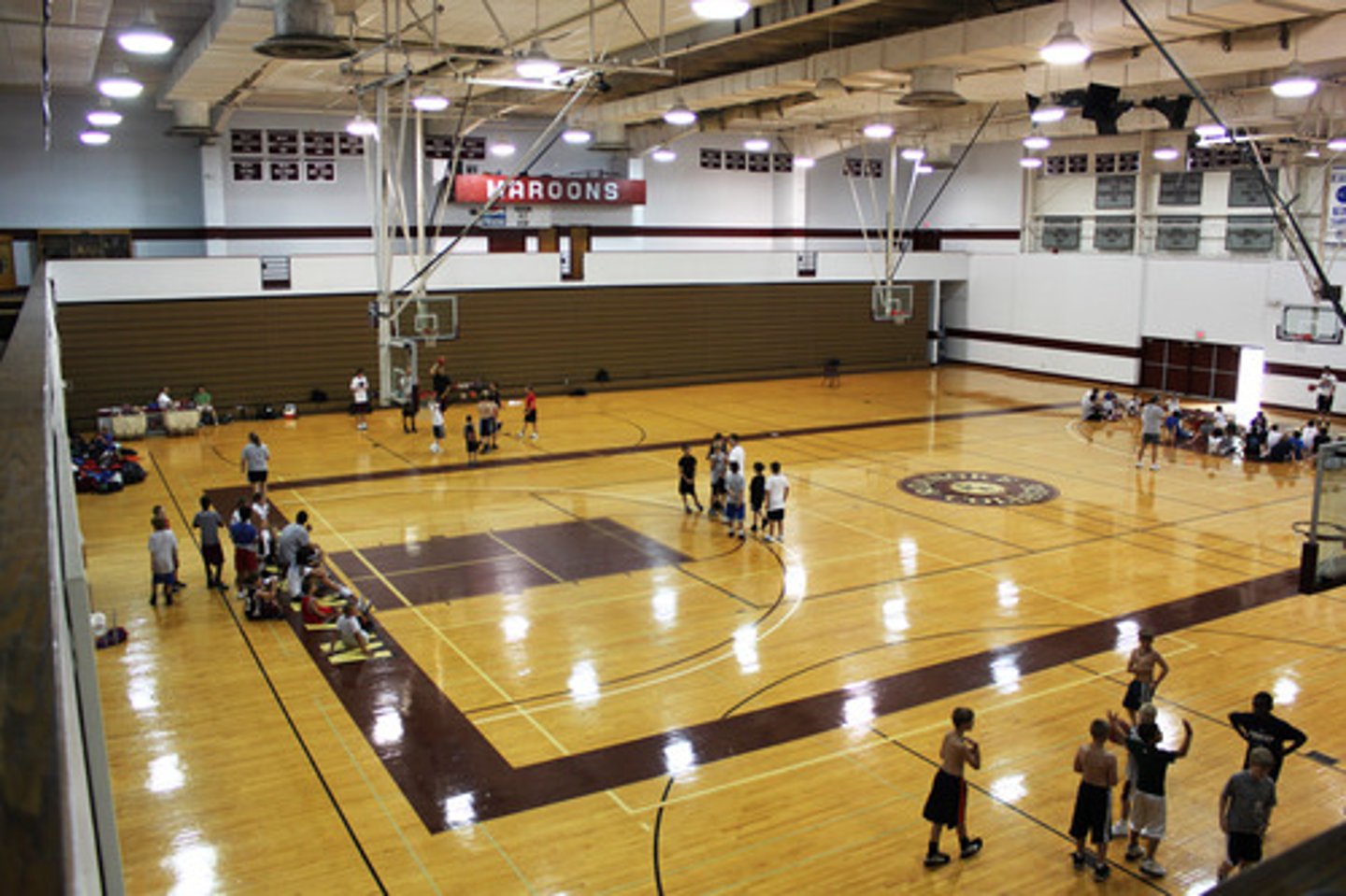 <p>【tǐyù】= thể dục</p>