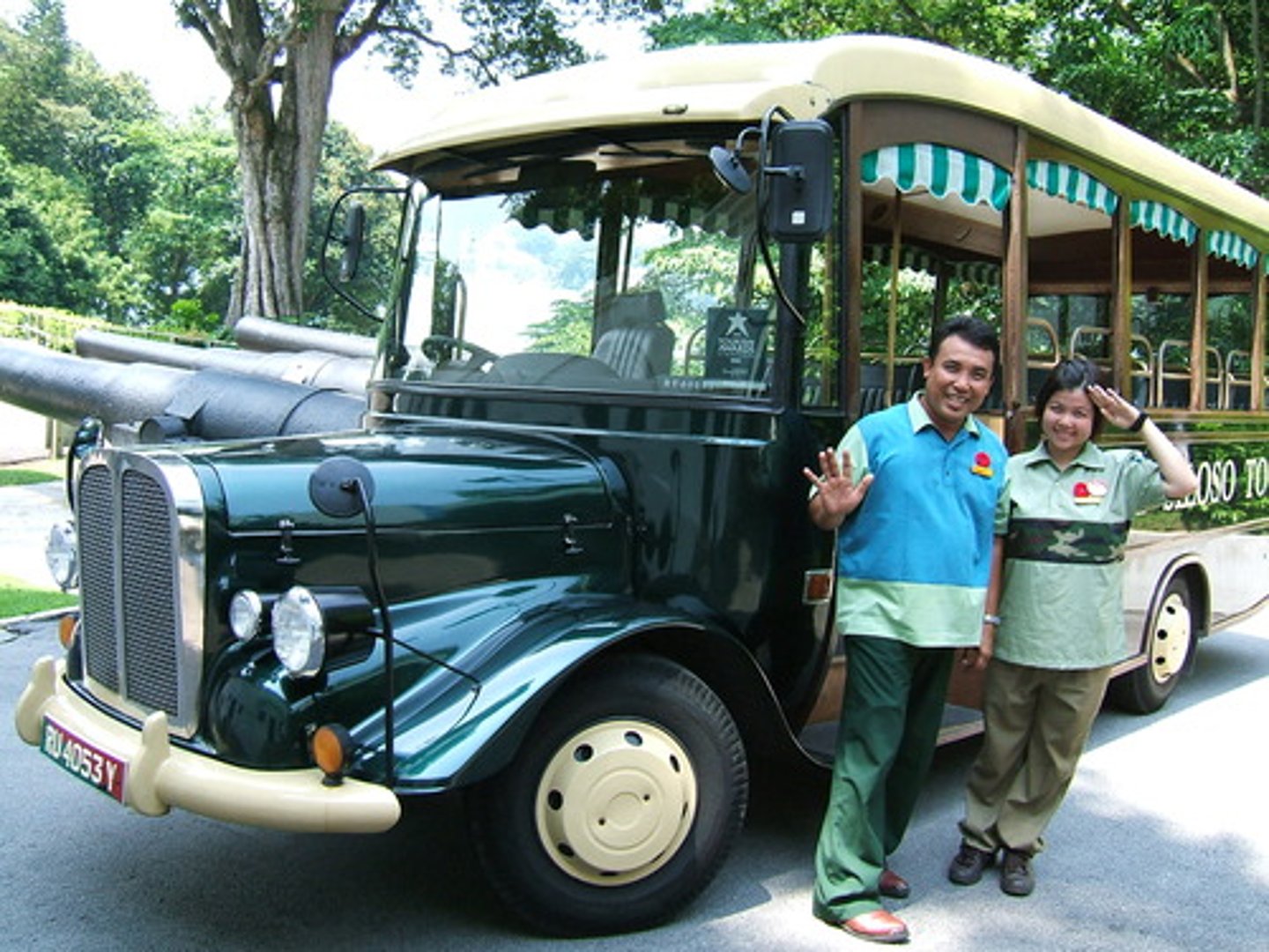 <p>hướng dẫn viên du lịch</p>