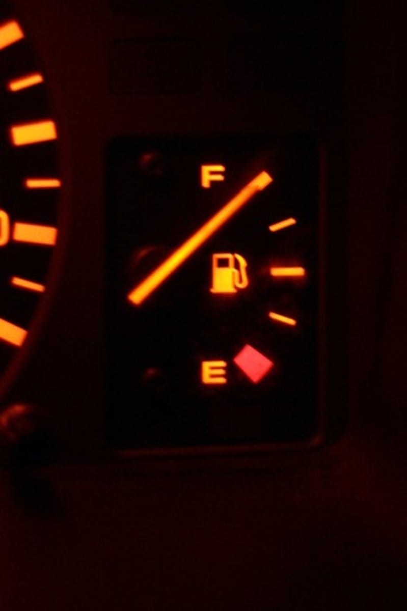 <p>full (of)</p>