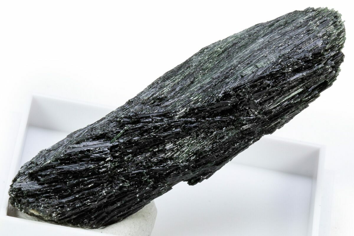 <p>What mineral is this?</p>