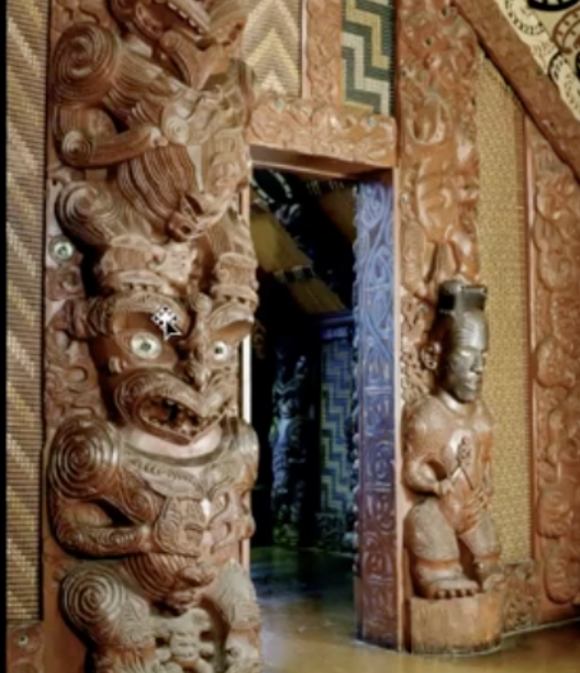 <p>Tiki</p>