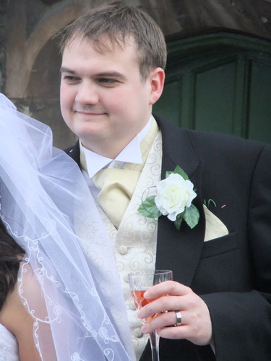 <p>husband (wife)</p>