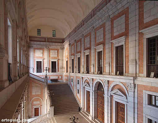 <p>Que? Edificio de fortaleza</p><p style="text-align: start">Quien? Alonso de covarrubias</p><p style="text-align: start">Donde? Cerca al Catedral</p><p style="text-align: start">Por qué? Fortaleza</p><p style="text-align: start">Cuando? siglo 16</p><p style="text-align: start">Estilo? Renacimiento</p><p style="text-align: start">Materiales? piedra, muchas ventanas cuadradas</p>