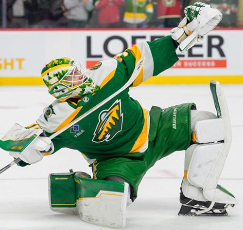 <p>30, Goalie, Sweden</p>