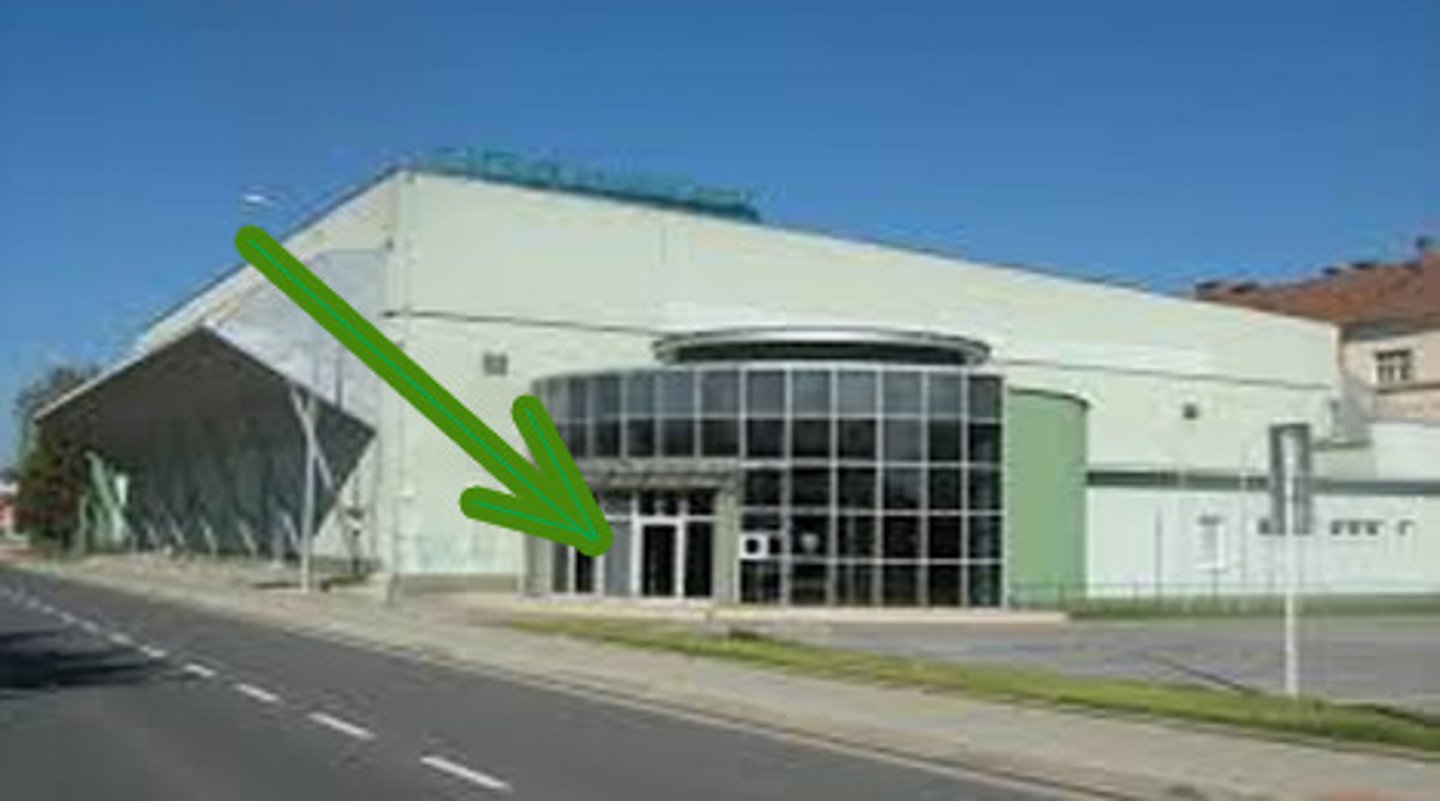 <p>entrance</p>