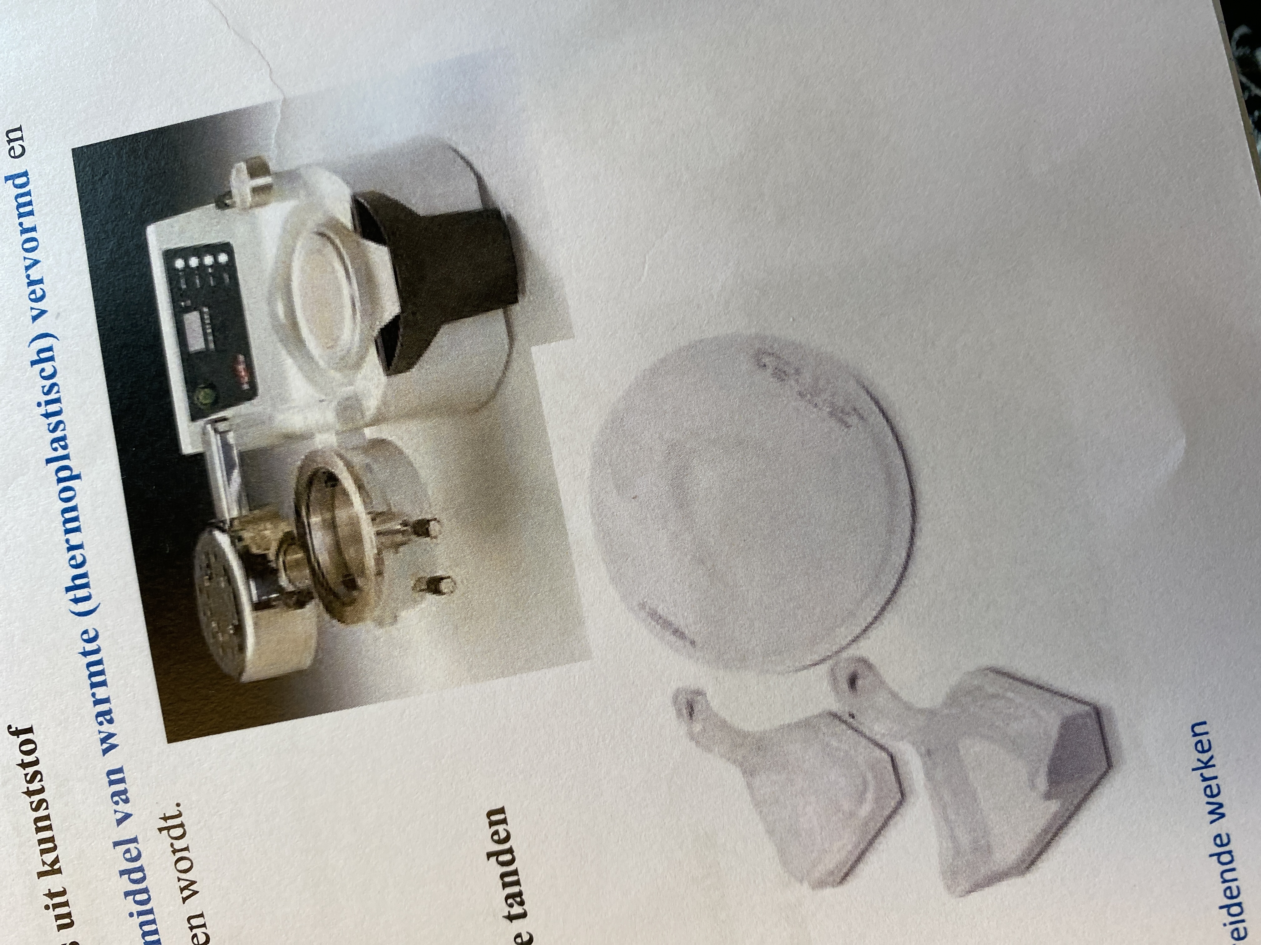 <p>Voordelen v vacuumvervaardigde lepels uit kunststof ?</p>