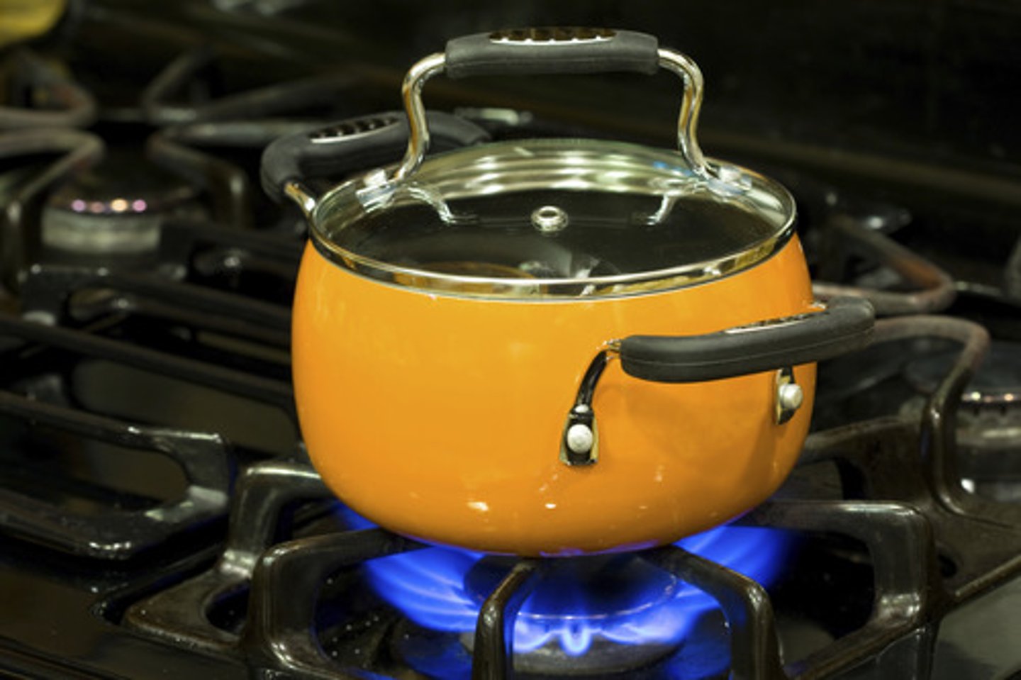 <p>mèn-to simmer</p>