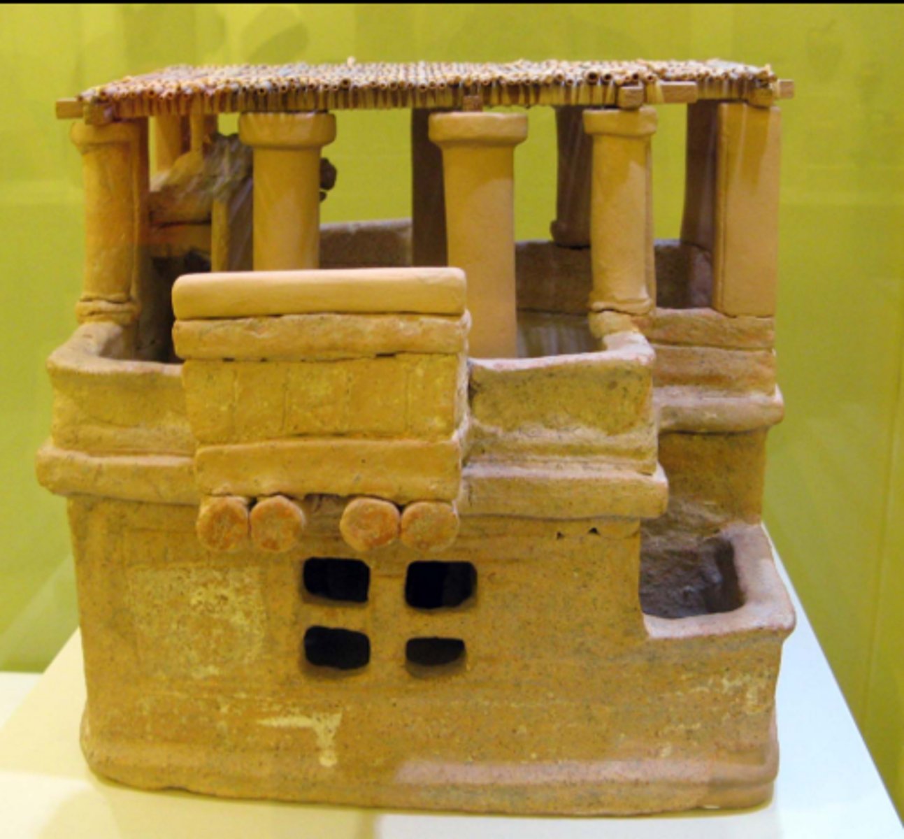 <p>Three-dimensional, tangible representation of a design/system</p>