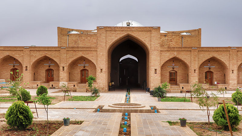 Def: an inn in some Eastern countries with a large courtyard that provides accommodation for caravans
LO1: Since travellers were travelling long distances and needed places to stop and rest in between, caravanserai were buolt as resting places for merchants. 