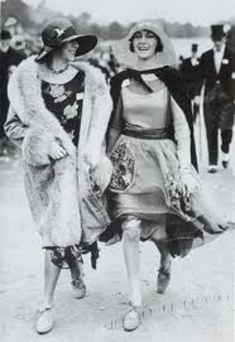 <p>Young women of the 1920s that behaved and dressed in a radical fashion</p>