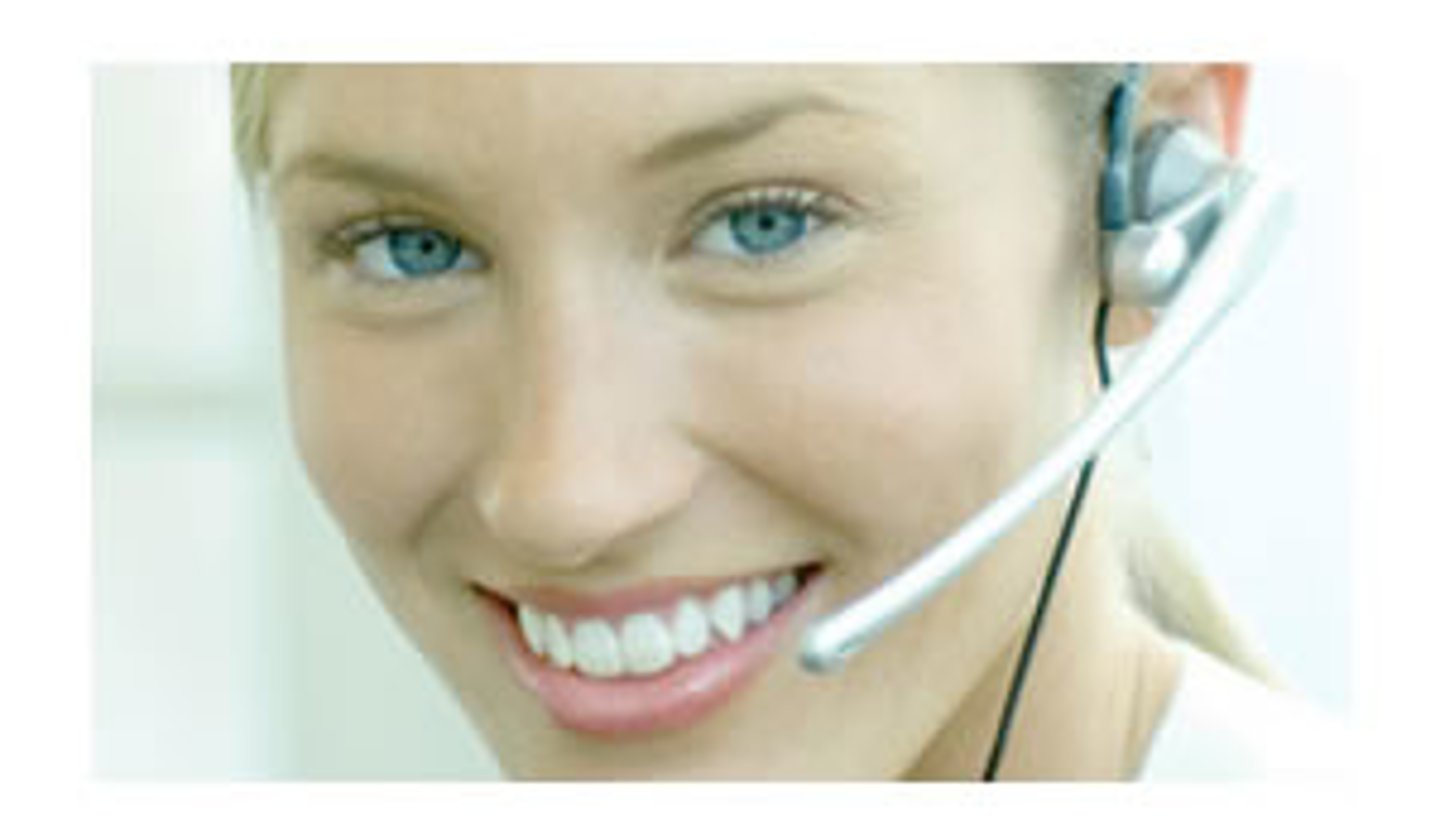 <p>nhân viên tổng đài</p><p>An ...................... answered the phone and asked who I wanted to speak to.</p>