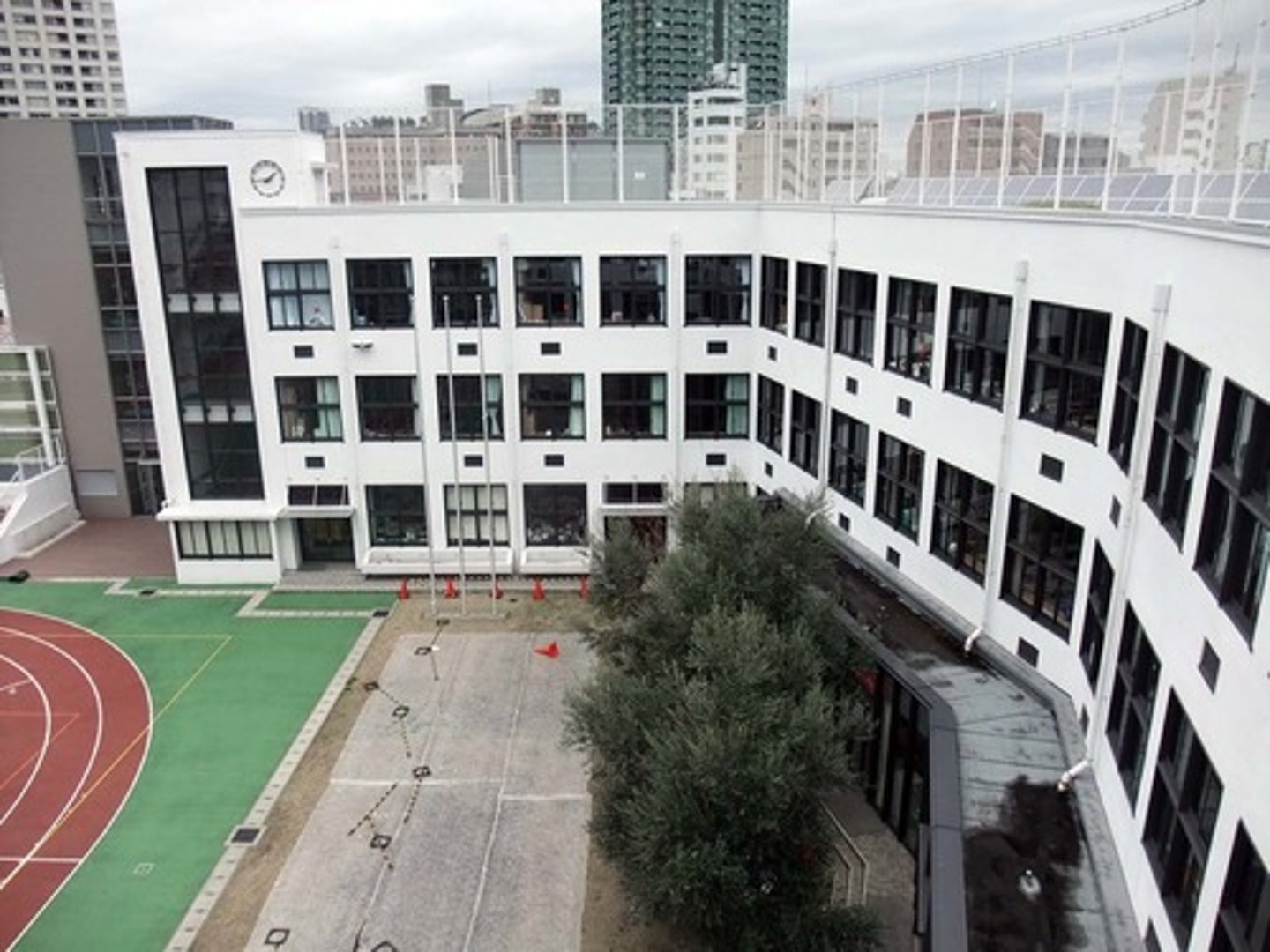<p>school</p>