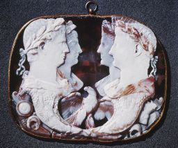 <p>Gemma Claudia</p>