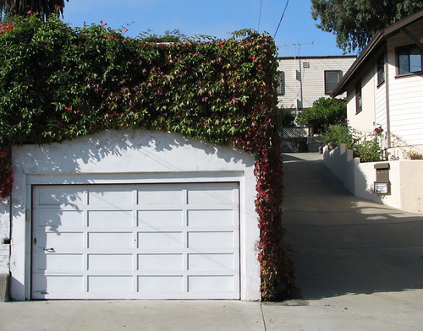 <p>garage</p>
