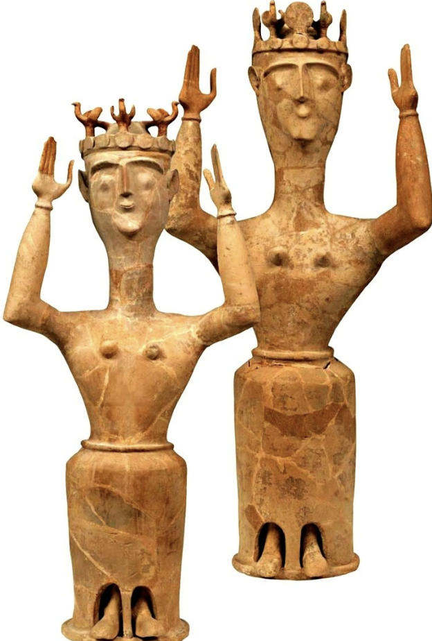 <p>Goddess with upraised arms</p>