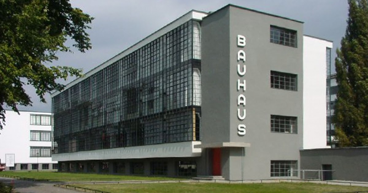 <p>shop block, the bauhaus, germany, international style</p>