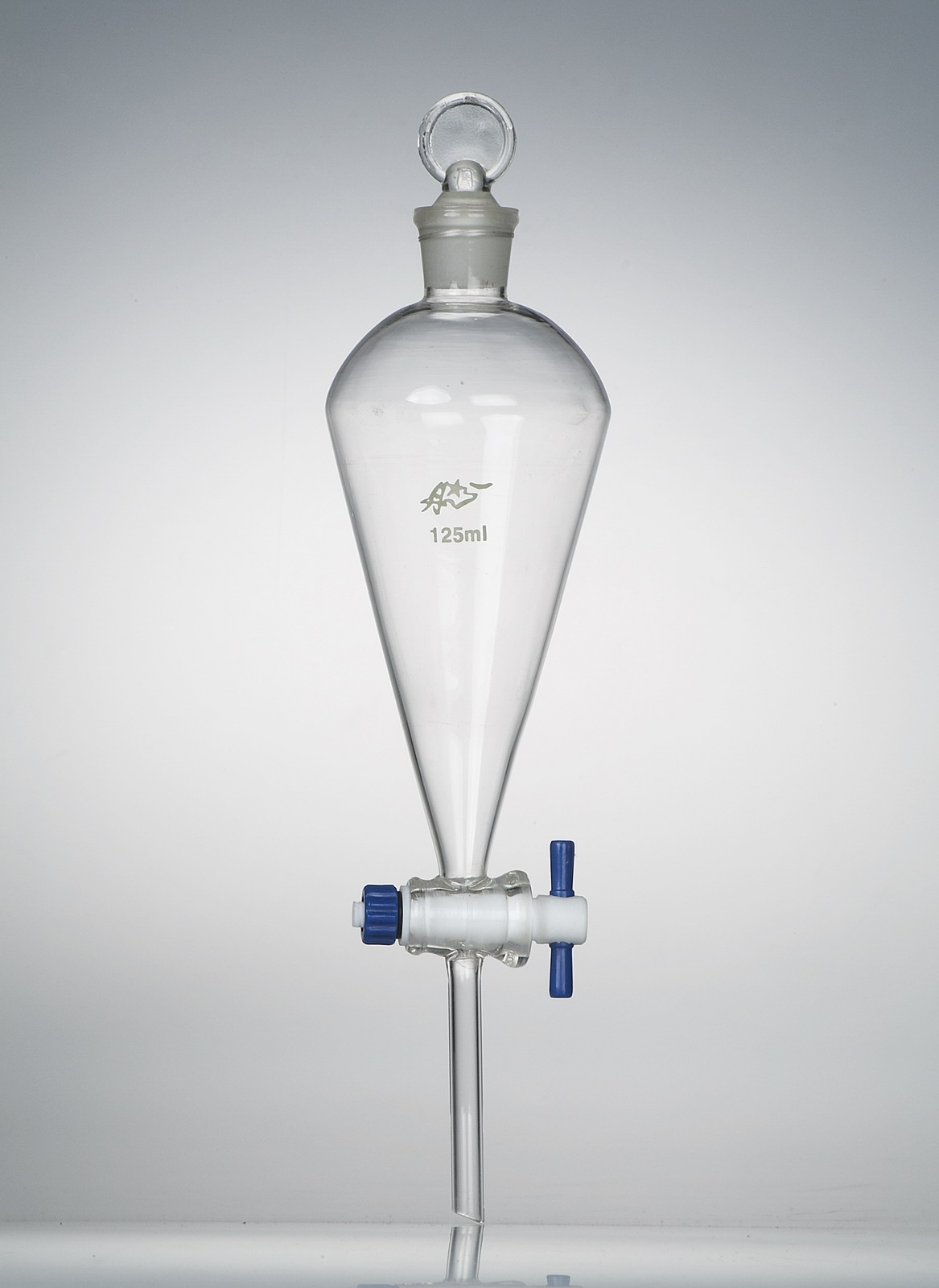 <p>Separatory funnel</p>