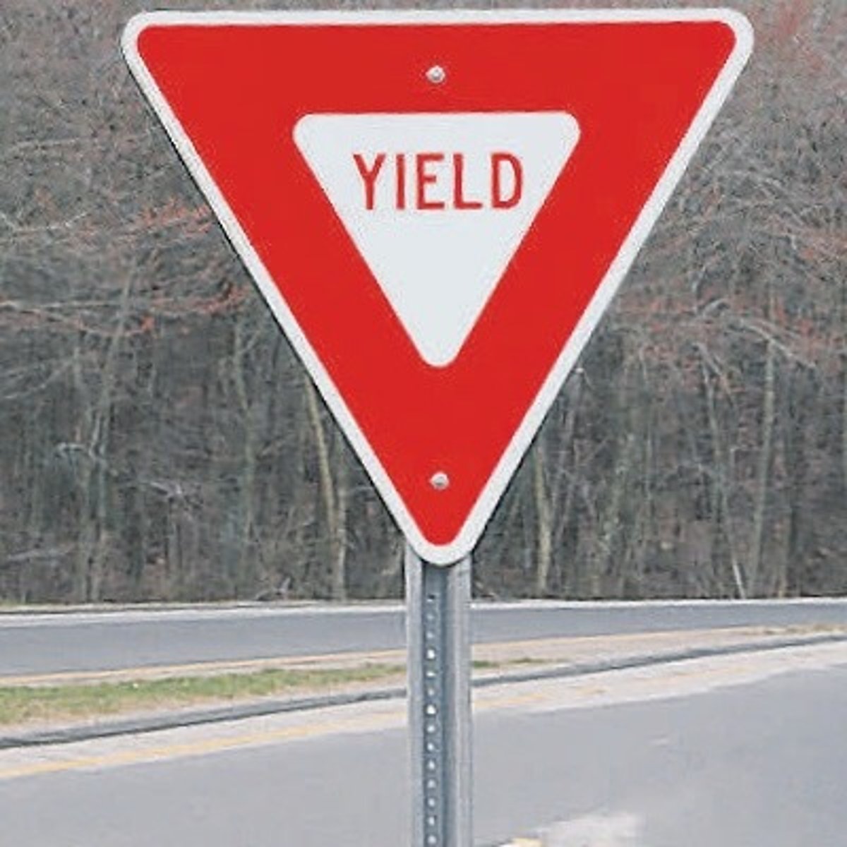 <p>A) yield sign</p>