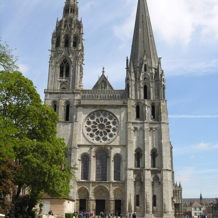 <p>Charters Church</p>