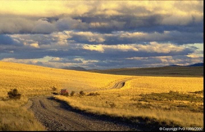 <p>la tierra de los gauchos y el corazón de la ganadería argentina, se caracteriza por ser casi plana</p>