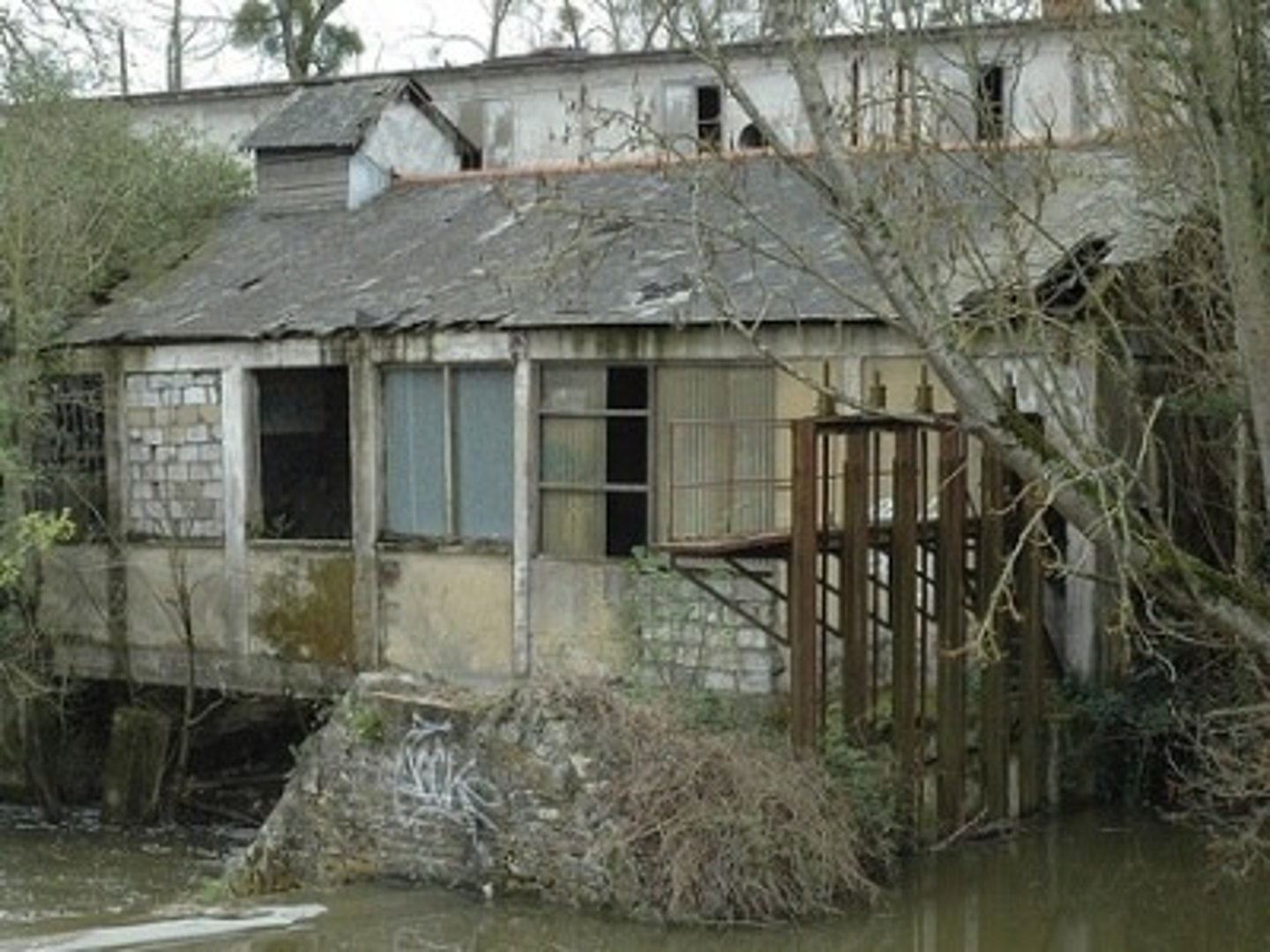 <p>foul and run-down and repulsive</p>