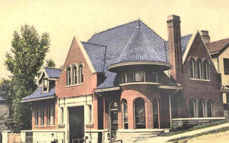 <p>Romanesque Revival</p>