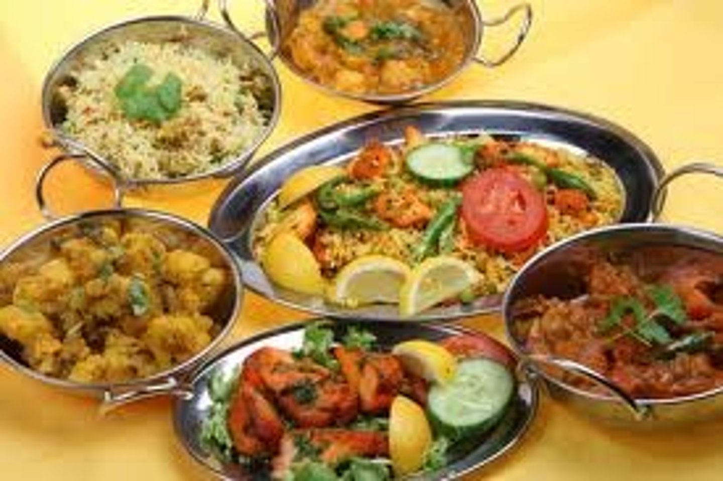 <p>I like fish, chips and pancakes but I don't like corn, beans or carrots.</p>
